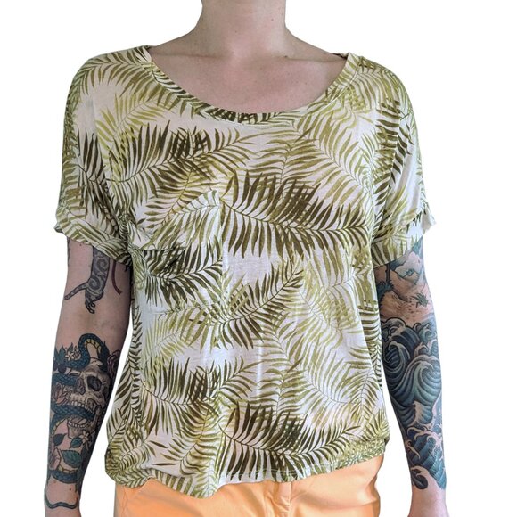 Forever 21 Oversized T-Shirt in Green Palm Print | S - Picture 1 of 6